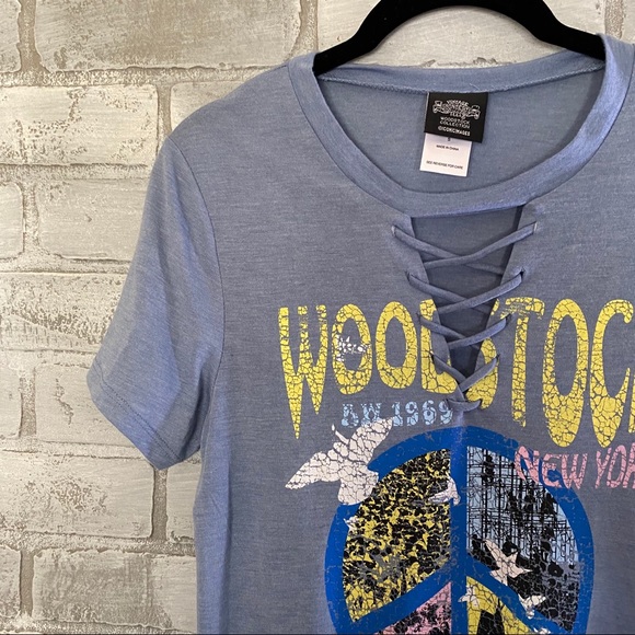 Vintage Concert Tees| Woodstock Distressed T-Shirt - Picture 4 of 6